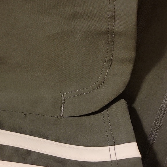 NWT: adidas Pacer 3 stripes woven training shorts - Picture 2 of 13